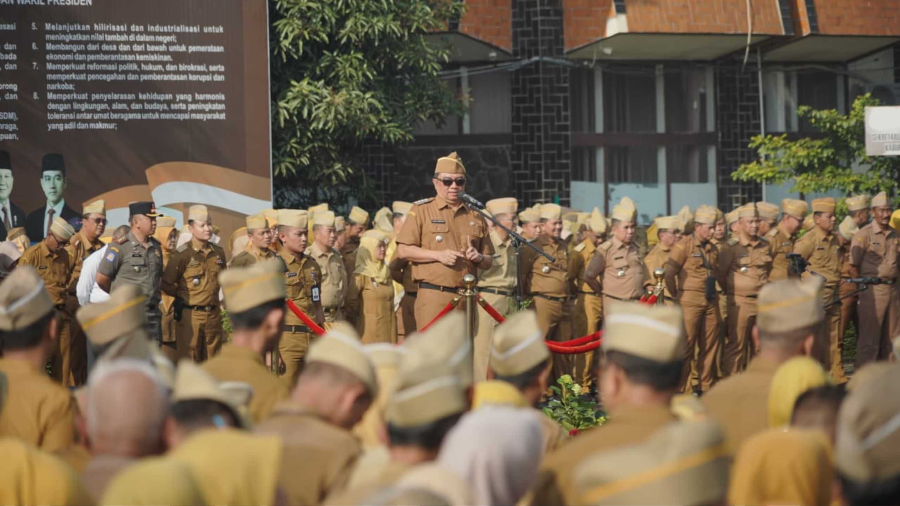 Bupati Garut Lantik 150 PNS Baru, Tekankan Integritas dan Pelayanan